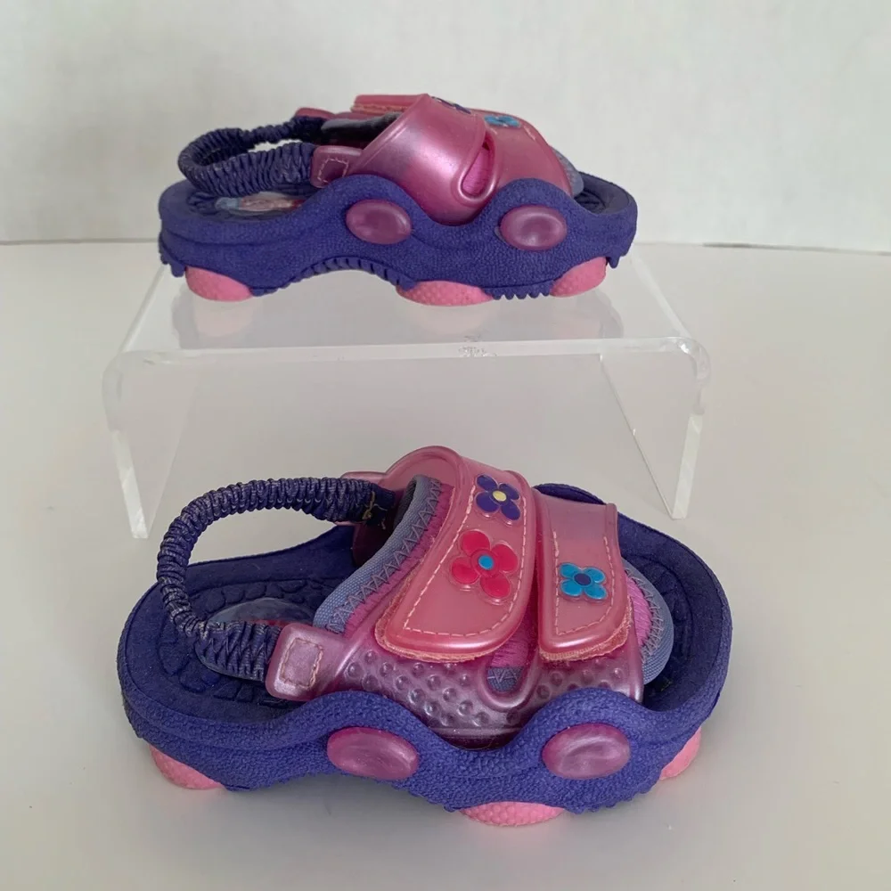 Keds Kids Water Shoes Sandals Baby Girls Size 5/6 Purple Pink Adjustable Straps